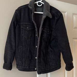 Levi's Black Sherpa-Lined Denim Jacket